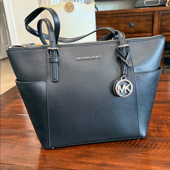Michael Kors Black  Saffiano Jet Set East West Leather Tote Purse Handbag - Picture 1 of 8